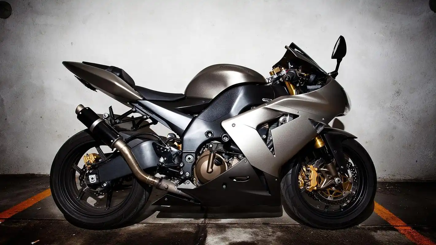 川崎高清摩托车图片大全宽屏电脑桌面壁纸下载第二辑