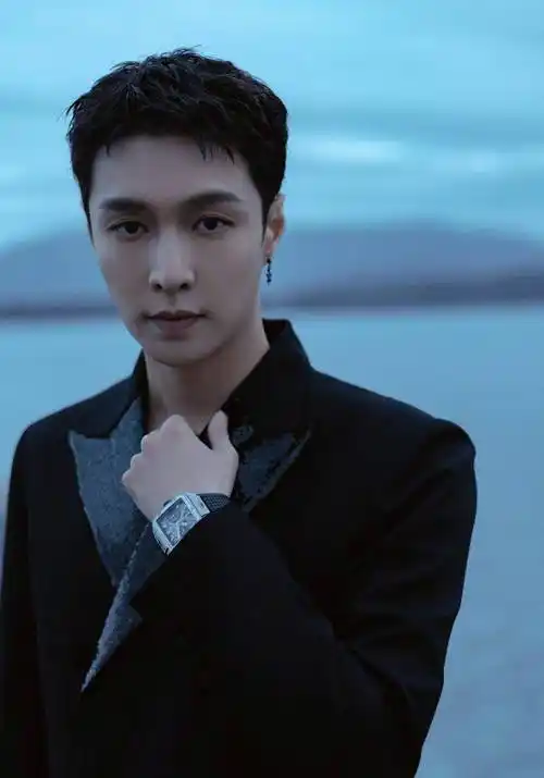 张艺兴工作室起诉刘宇粉丝维权,网友:工作室法务部是真的在干活